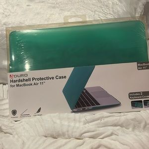 Hard shell protective case for MacBook Air 11 in. Inc. matching keyboard cover